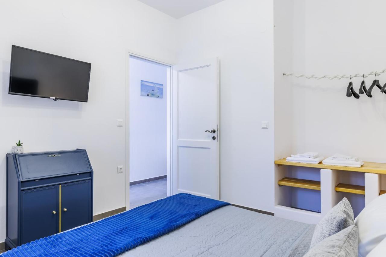 Servani * Skopelos Town